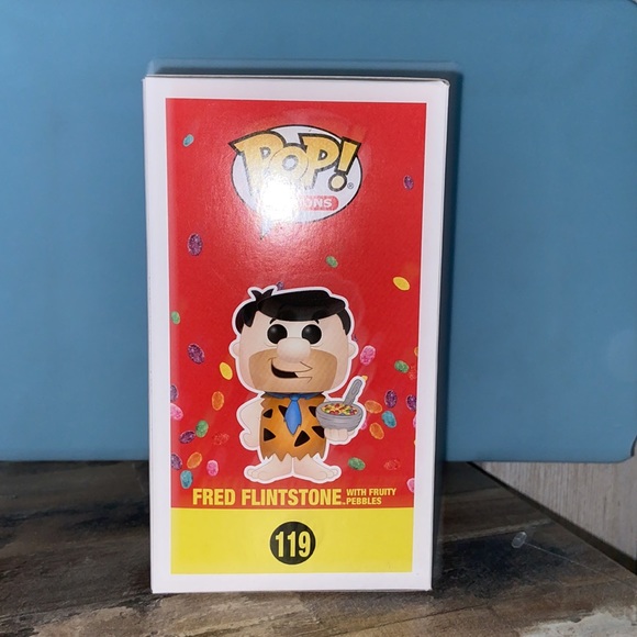 Fred Flintstone with fruity pebbles Funko Pop Vinyl Figure - Picture 4 of 4